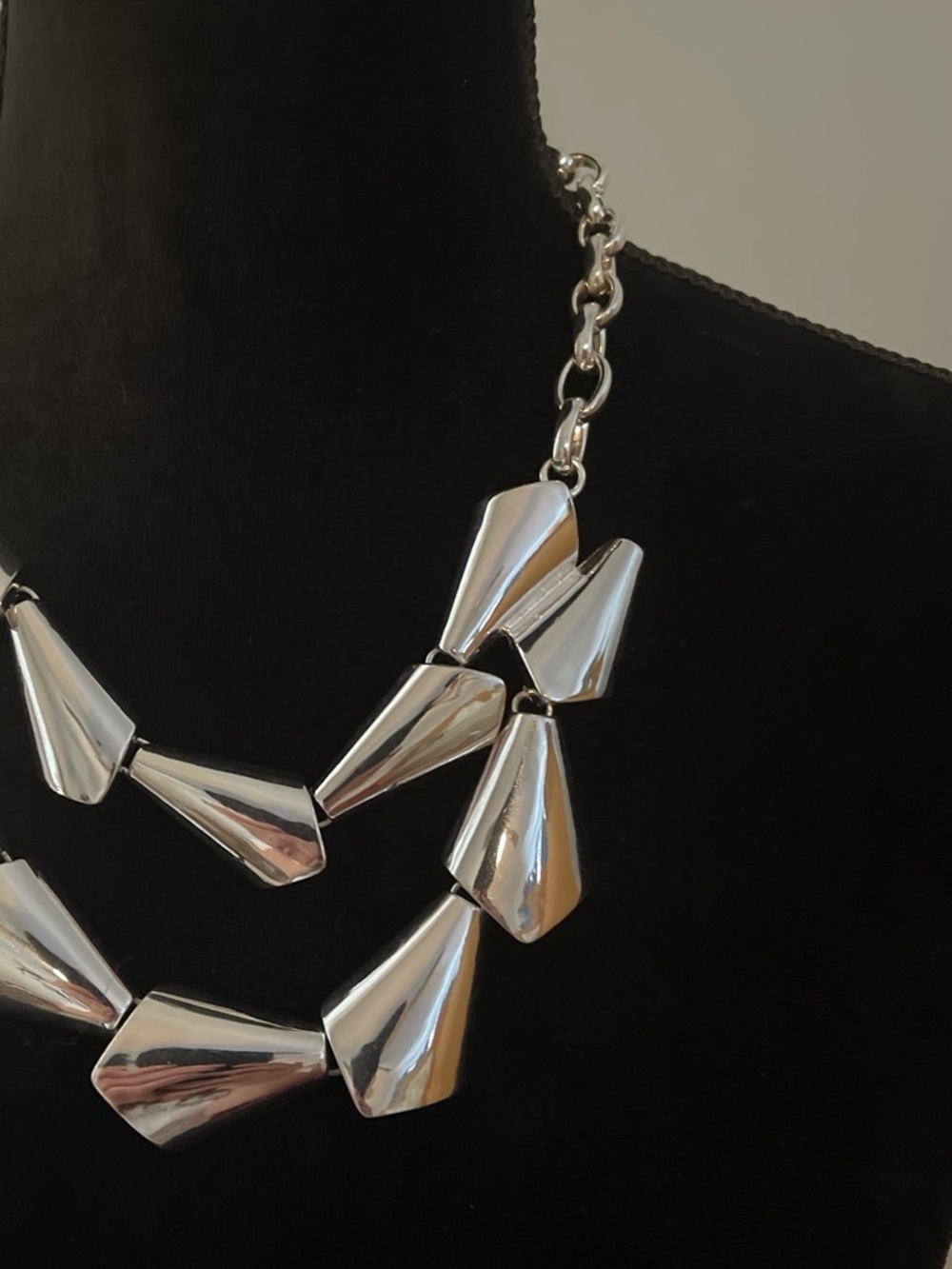 Modern Silver-Tone Sculptural Necklace - Women Jewelry